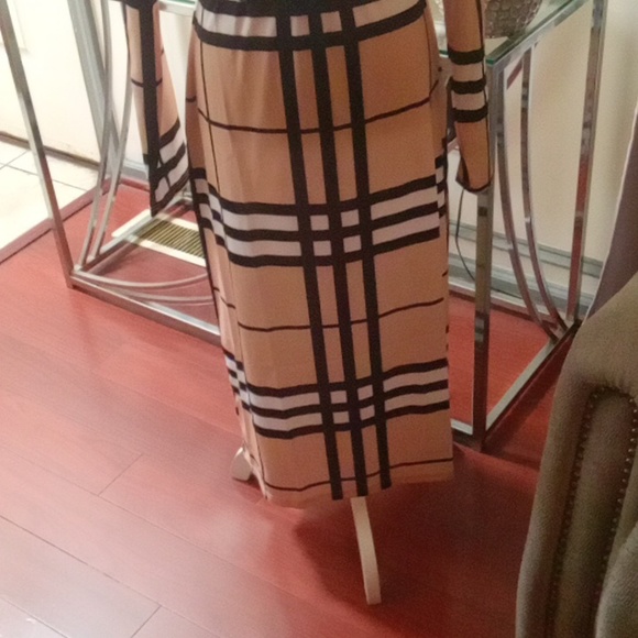 Woman's 👗 - Picture 3 of 3